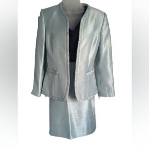 Kasper Size 8 light blue satin sheen skirt suit